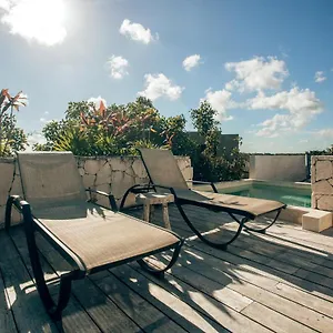 boho-apartment-1-with-access-to-hotel-bardo.allrivieramayahotels.com/